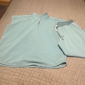 Figs Technical Collection Scrub Set